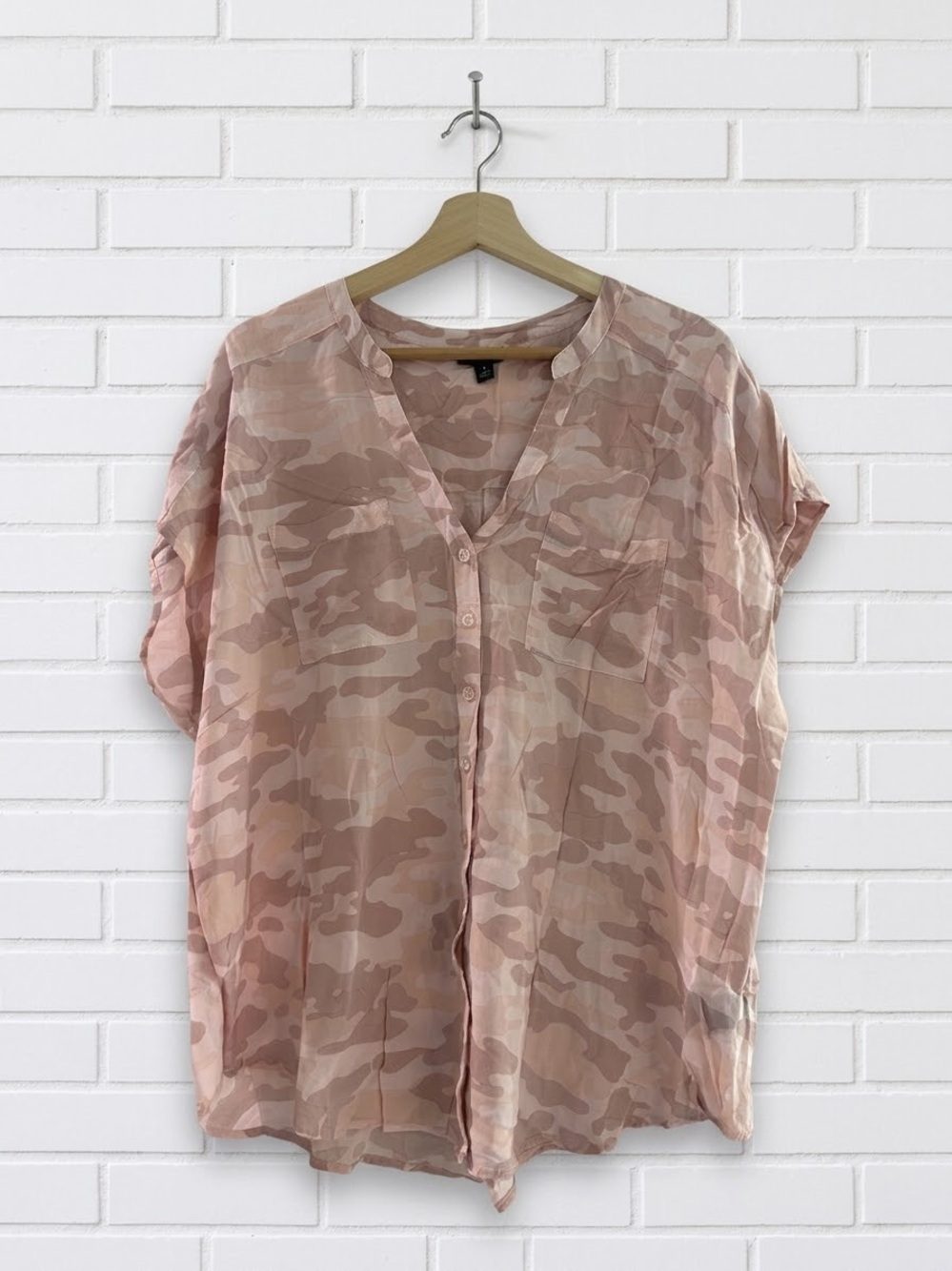 Torrid Pink Camo Short Sleeve Dolman Button Down Blouse Size 1 (1X / 14-16)